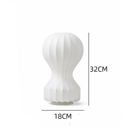 Lampe de Table en soie créative, lumière nordique, ornements de luxe, moderne, minimaliste et créatif