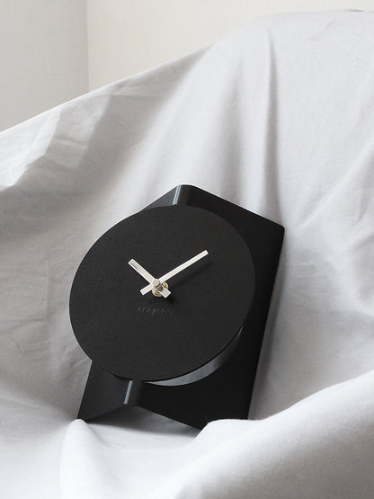 Table Clock Silent Clock Bauhaus Style Decorative Vertical Pendulum Pieces