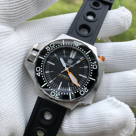 Reloj mecánico resistente al agua STEELDIVE