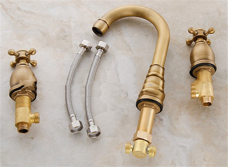 Antique Basin Hot And Cold Water Faucet Three-piece Bathtub Brass