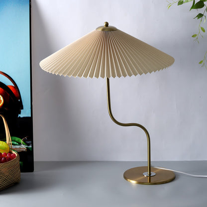 Retro American Pleated Table Lamp Large Umbrella Shape Swing