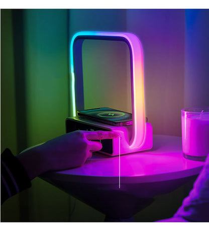 Cargador inalámbrico multifuncional de la lámpara de noche pequeña del dormitorio simple del LED