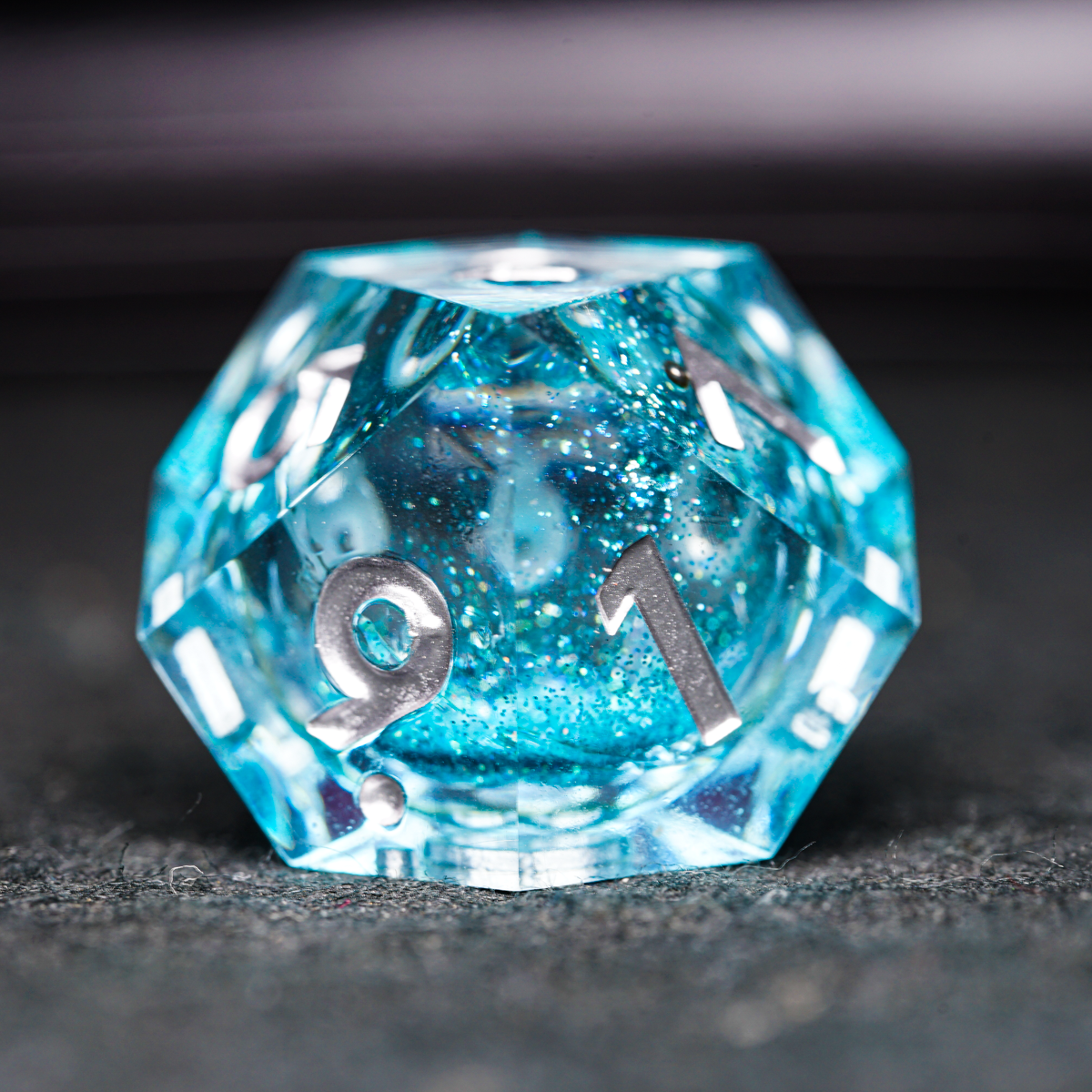 HD Starry Sky Flowing Sand Blue Resin Dice