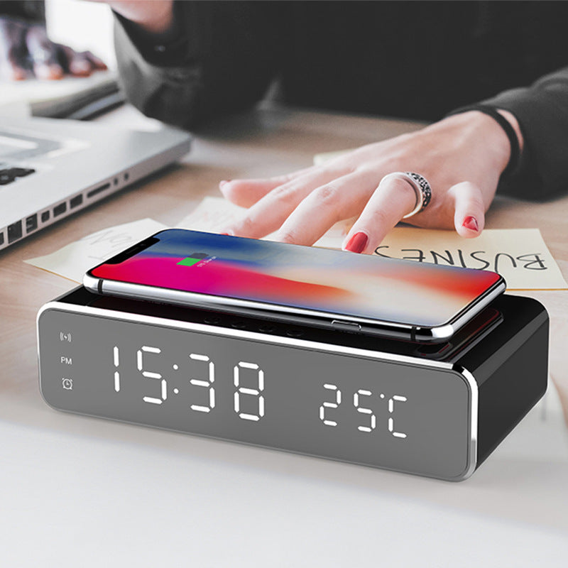 LED réveil électrique avec chargeur sans fil bureau numérique Despertador thermomètre horloge HD miroir horloge montre Table décor