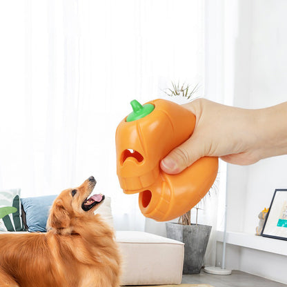 Jouet à mâcher interactif pour chien en forme de citrouille d'Halloween, jouet entonnoir distributeur de friandises pour toutes les tailles de races, jouet puzzle en caoutchouc thermoplastique durable pour animaux de compagnie pour la dentition et l'ennui