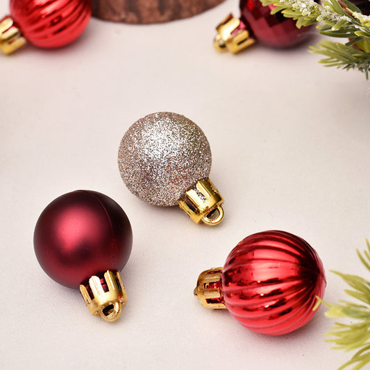 Coffret cadeau de 99 boules de décorations de Noël de 3 cm