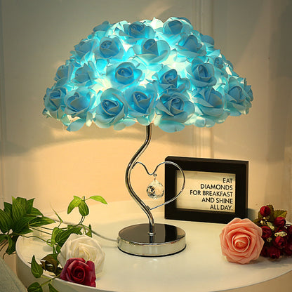 Lampe de table en forme de coeur rose