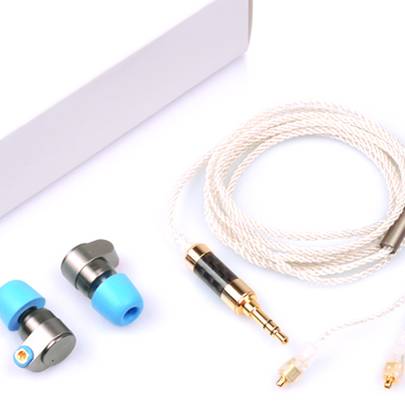 In-ear electronic dual-action metal headset