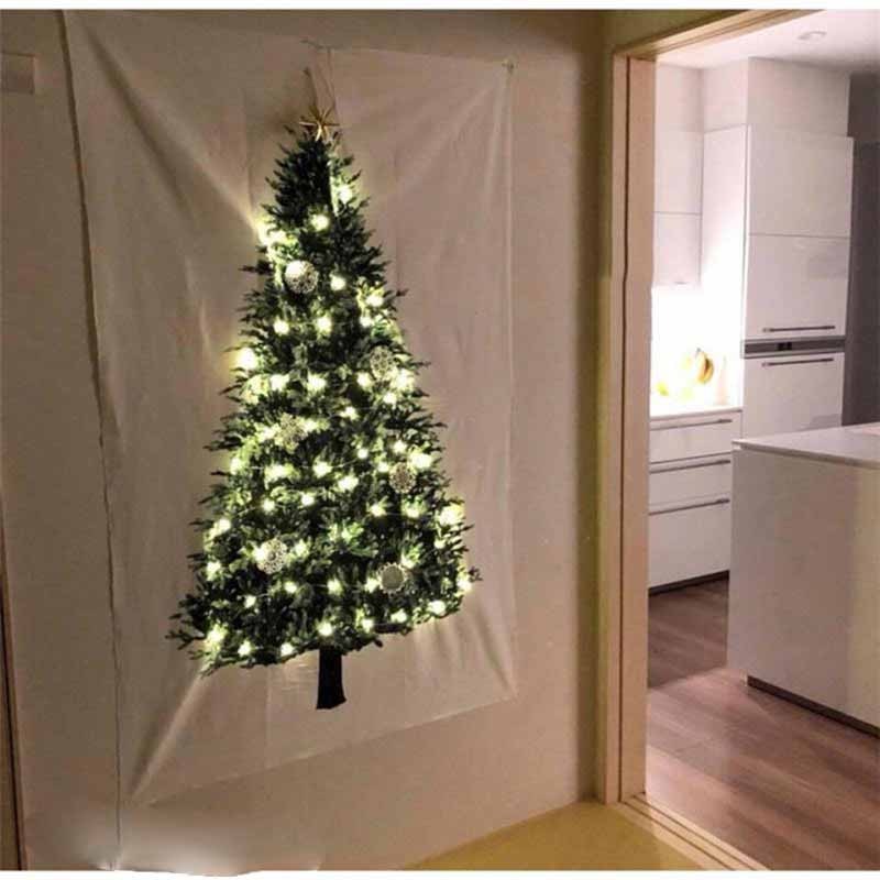 Árbol de Navidad sencillo para colgar en casa con tela de pino