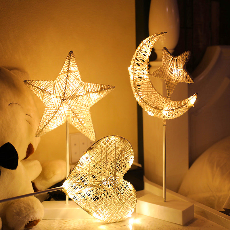 Luces LED luces intermitentes luces estrellas diseño de habitación romántica decoración amor estrellas lámpara de mesa lámpara de ratán bola