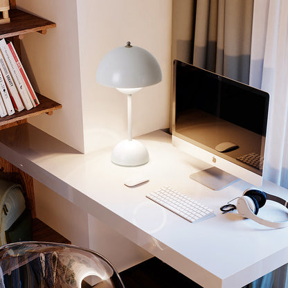 Home Fashion Simple USB Rechargeable Table Lamp