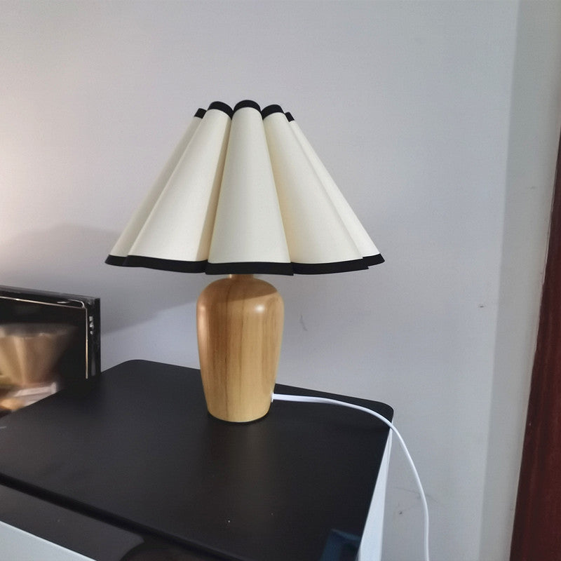 Lampe de Table de nuit en forme de pétale, petite couverture plissée rétro de Style chinois, nouvelle collection