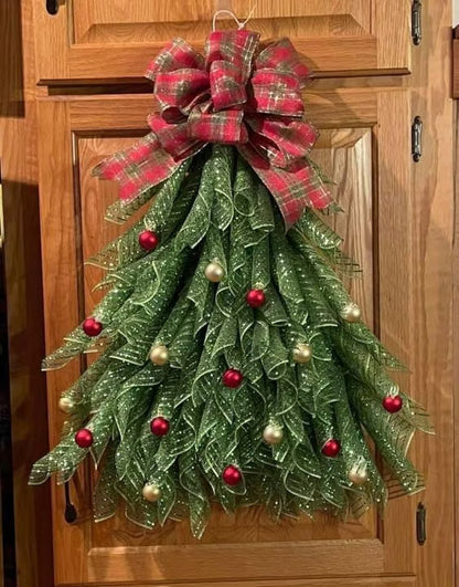 Guirnalda de Navidad hecha a mano para decorar el árbol de Navidad