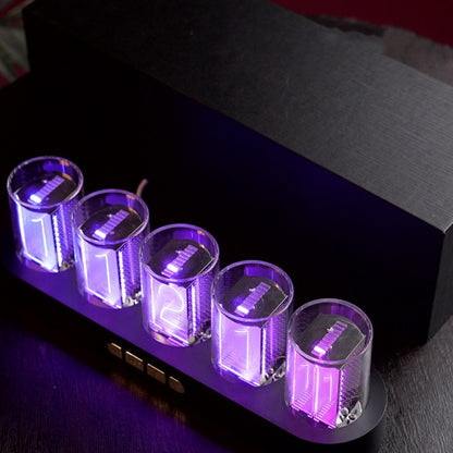 Creatividad de escritorio con reloj de tubo RGB Quasi-Nixie