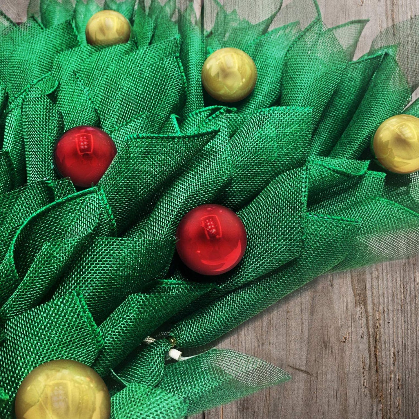 Guirnalda de tela para colgar en la puerta con colgante de árbol de Navidad