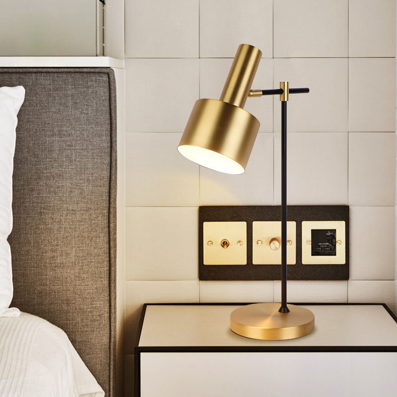 Simple Modern American Light Luxury Table Lamp