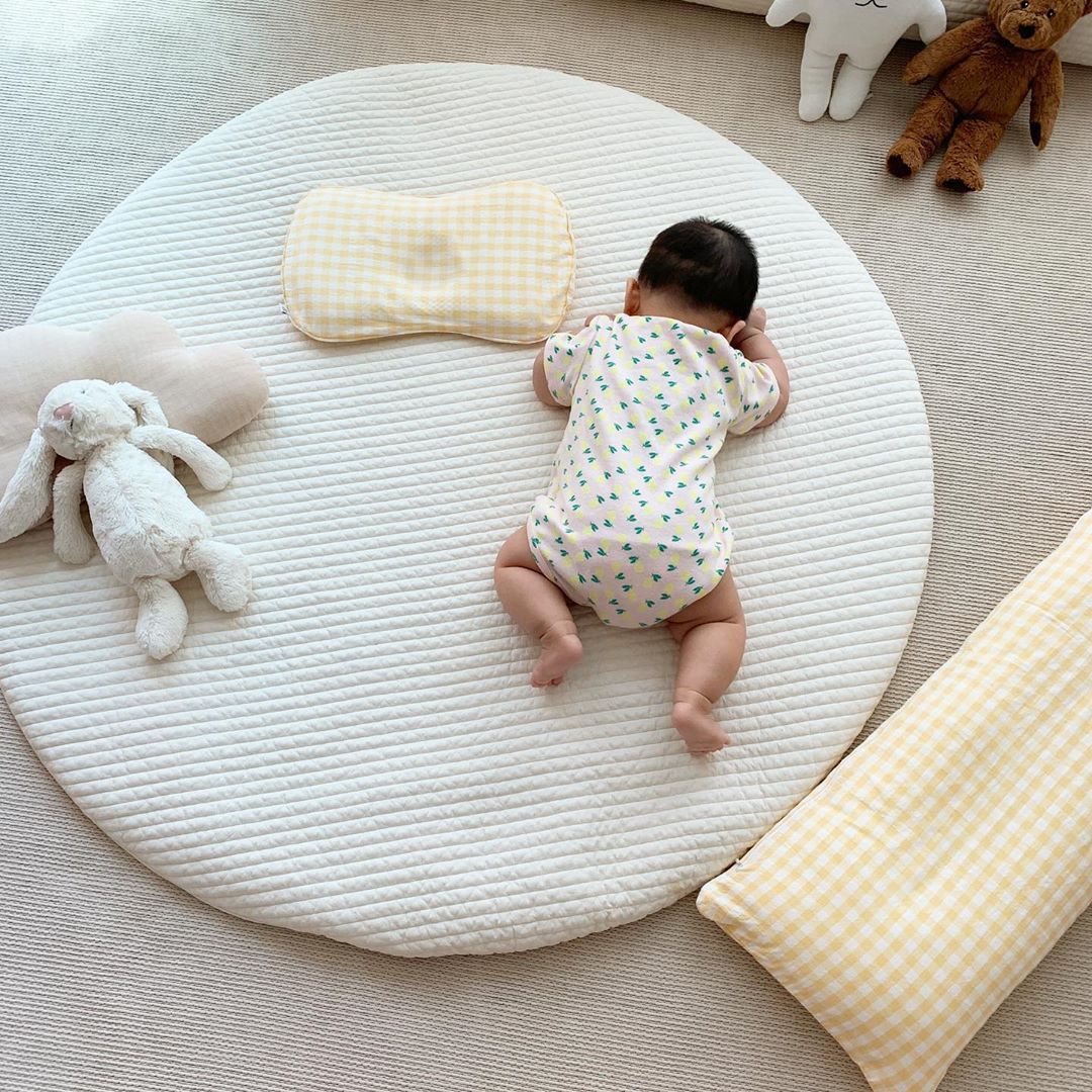 Tapis de jeu brodé épaissi, coussin de chambre d'enfant