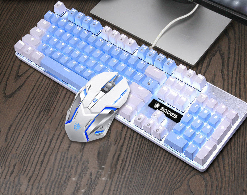 Conjunto de teclado y mouse mecánicos.