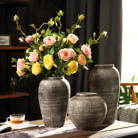 Florero grande de mesa con arreglo floral de entrada