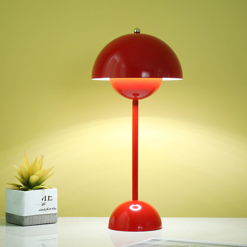 Creative Nordic Simple Bud Table Lamp