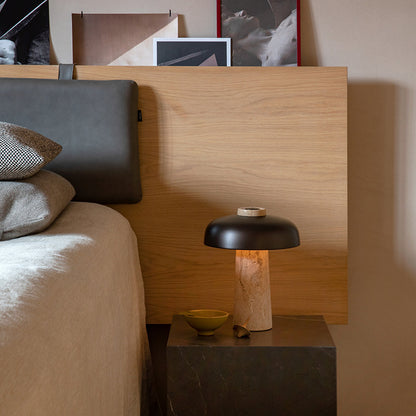 Quiet Wind Bedroom Bedside Table Lamp