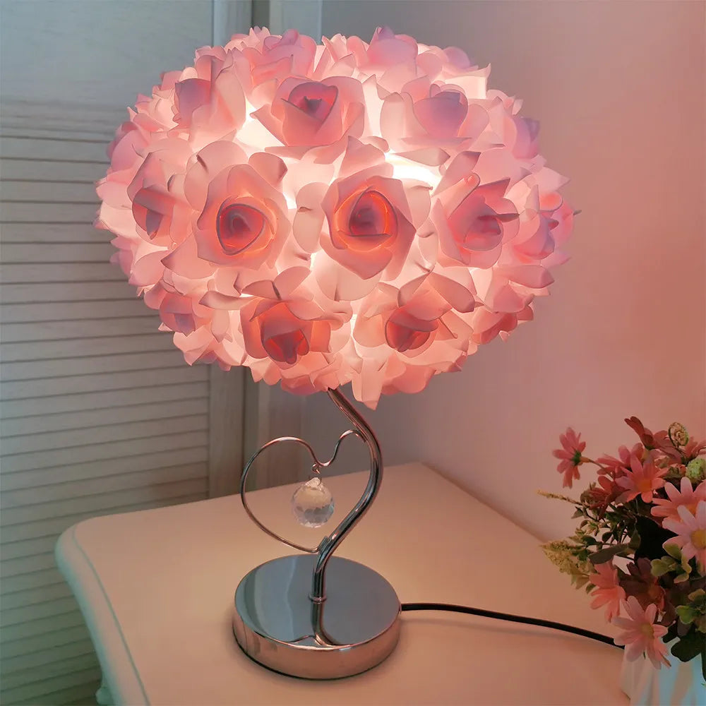 Lampe de Table en forme de Rose, Style Pastoral, en forme de cœur, lampe de chevet en cristal, décoration de chambre à coucher, cadeaux pour filles, veilleuse décorative, nouvelle collection 2023