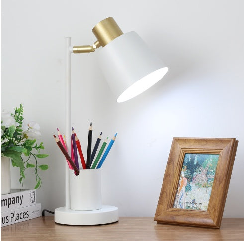 Learning Special Creative Pen Holder Eye Protection Small Table Lamp