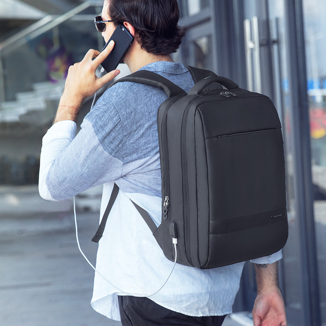 Fashionable Large Capacity Laptop Backpack