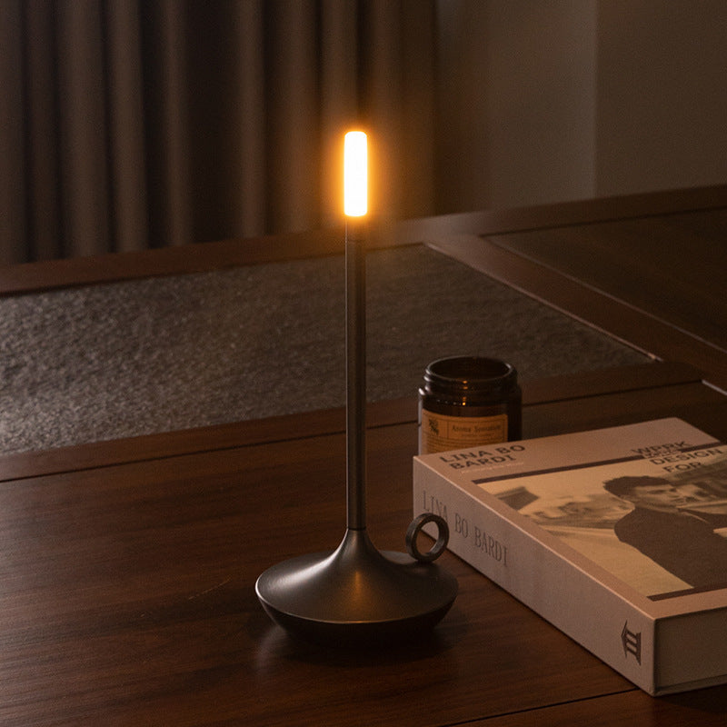 Lámpara de mesa USB portátil retro clásica creativa con luz de velas