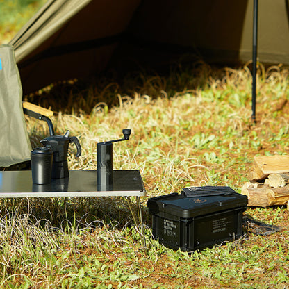 Ensemble à café de voyage de camping en plein air