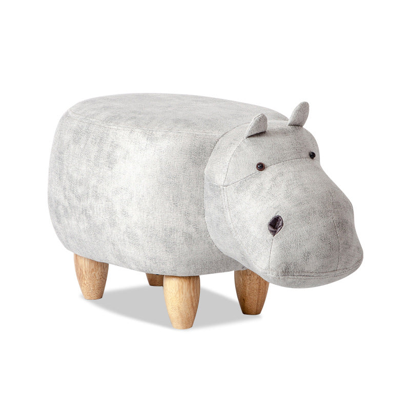 Tabouret animal de dessin animé de veau créatif à la porte de la maison