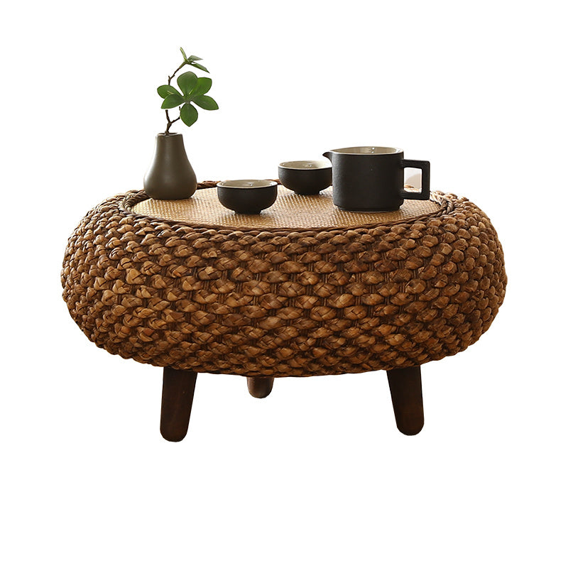 Petite table simple en bois massif avec baie vitrée japonaise en rotin