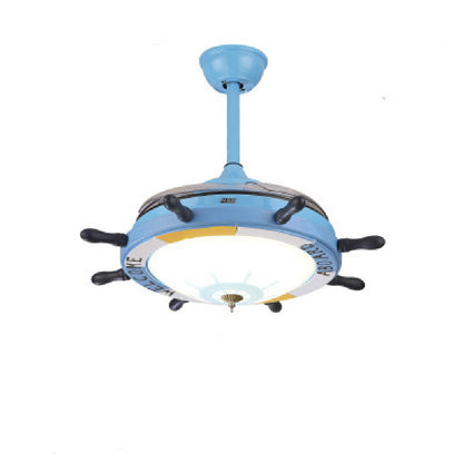 Lampe de ventilateur montée au plafond dans le salon