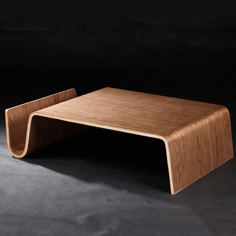 Mesa de centro tatami de madera curvada creativa de diseño simple