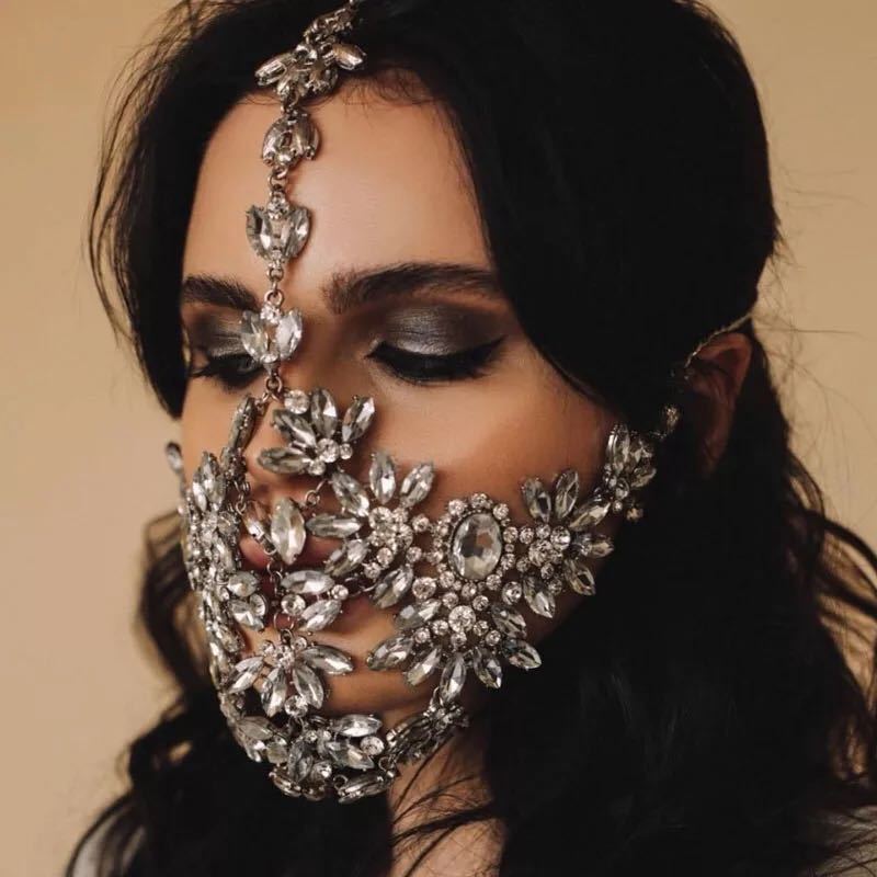 Máscara de mascarada de cristal con diamantes de imitación para Halloween, exagerada y a la moda