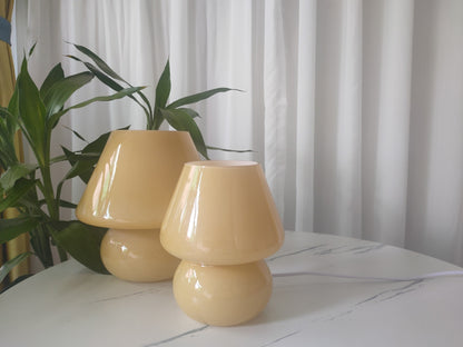 Lampe de table champignon en verre multicolore, ambiance de chevet de chambre à coucher, studio