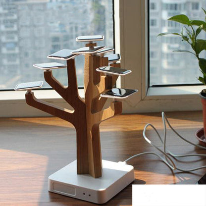 Chargeur solaire en forme d'arbre