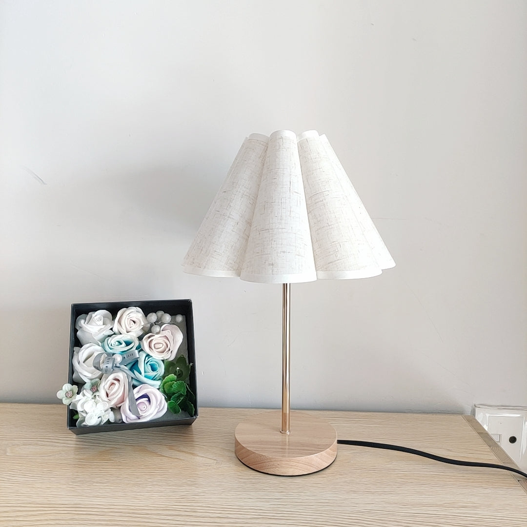 Metal Ceramic Petal Fabric Bedside Decorative Table Lamp