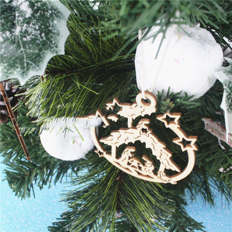 Hollow Out Snowflake Home Decoration Christmas Tree Pendant Wood