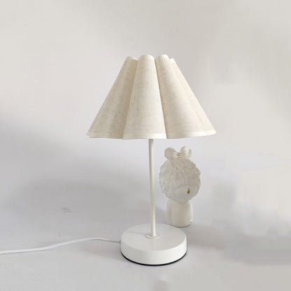 Lampe de table décorative de chevet en tissu pétale en céramique et métal