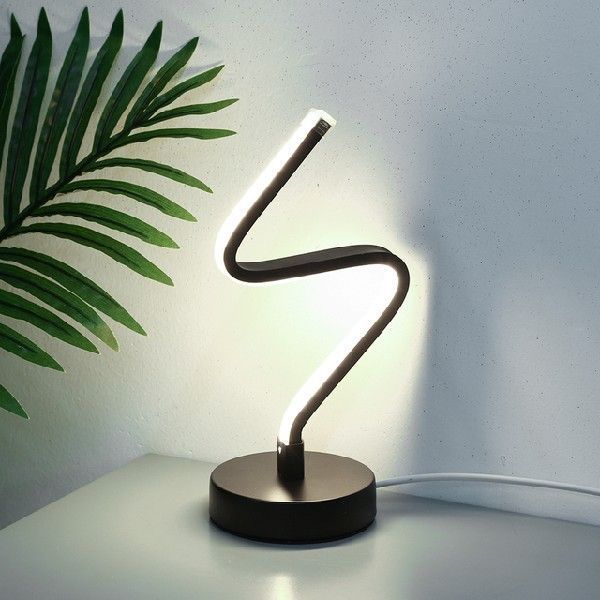 Lampe de Table LED moderne lampe de chevet en fer lampe de bureau en spirale