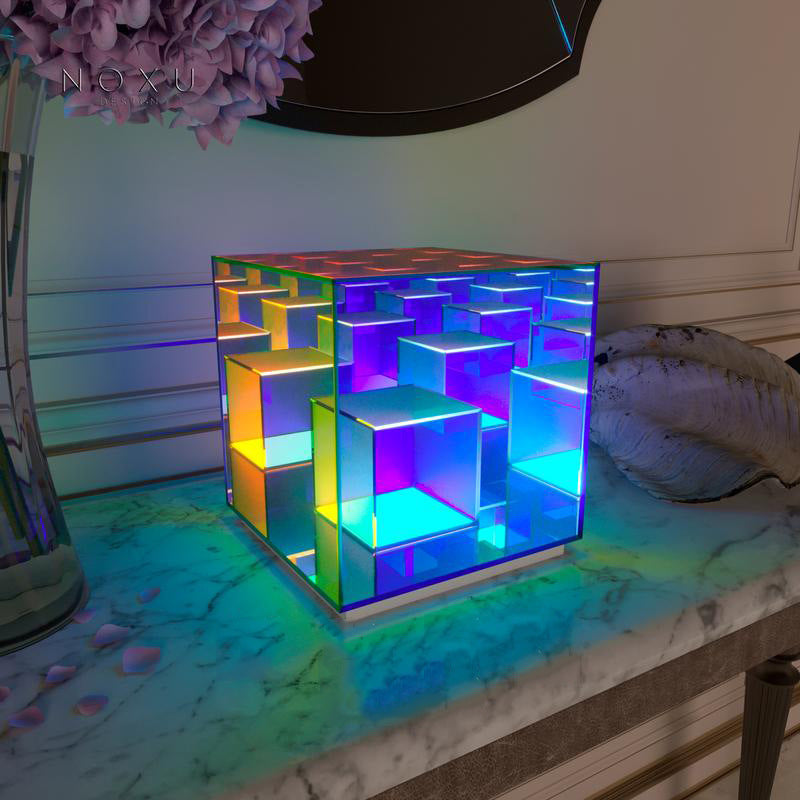 Lámpara de mesa de color LED de cubo acrílico