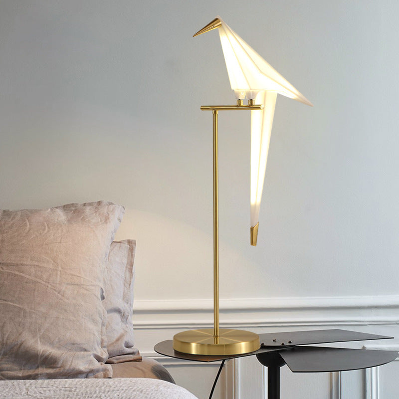 Postmodern Minimalist Thousand Paper Crane Table Lamp Design