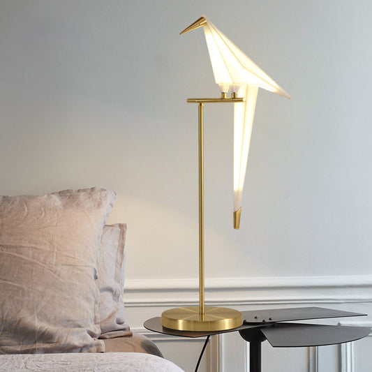 Postmodern Minimalist Thousand Paper Crane Table Lamp Design