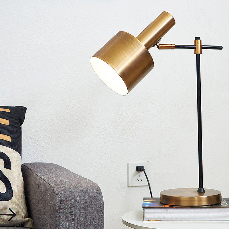 Simple Modern American Light Luxury Table Lamp