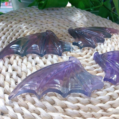 Aile de chauve-souris en fluorite naturelle, une paire d'ornements