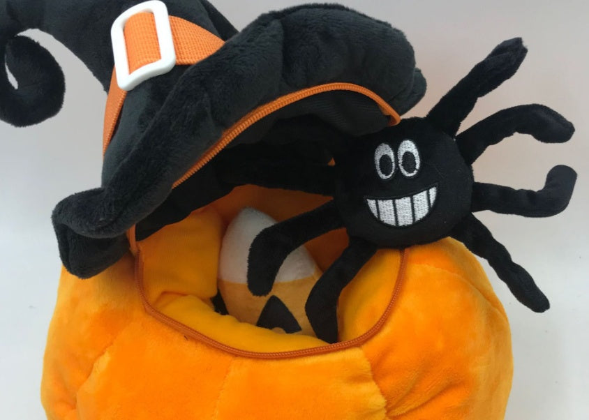 Jouet en peluche d'oreiller de citrouille de chapeau d'Halloween