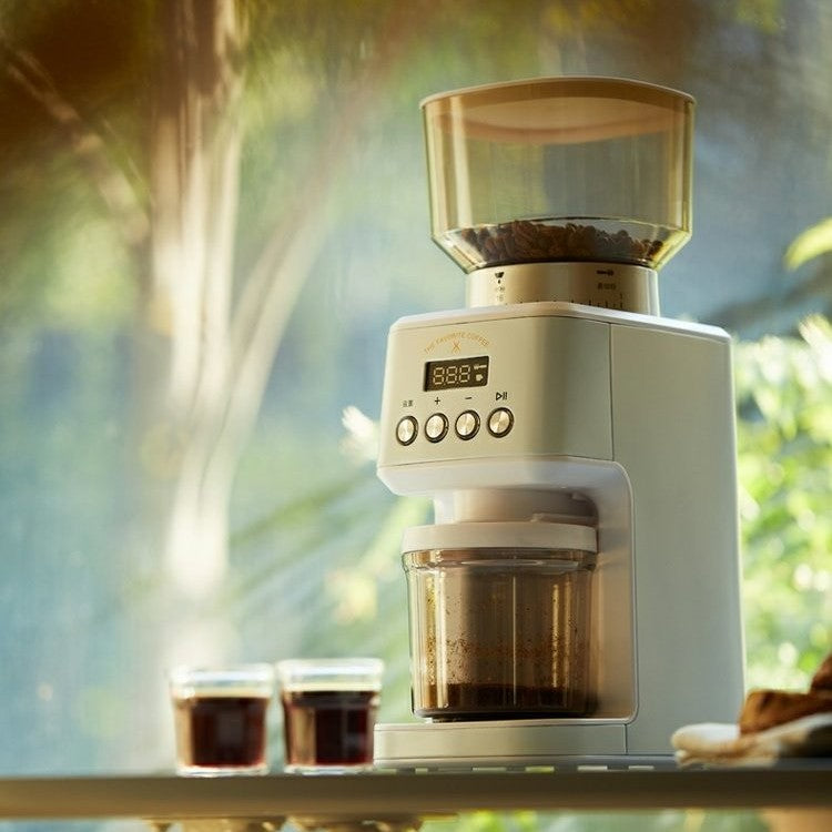 Cafetera completamente automática para uso doméstico