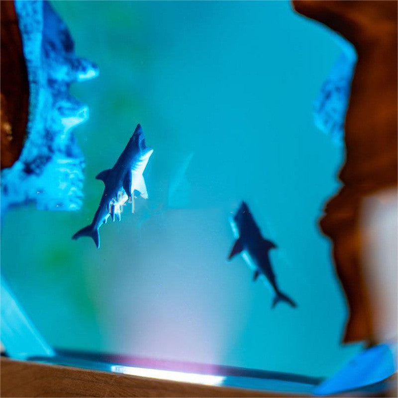 Petite lampe de nuit Marine en bois massif, résine décorative ronde époxy requin 3D